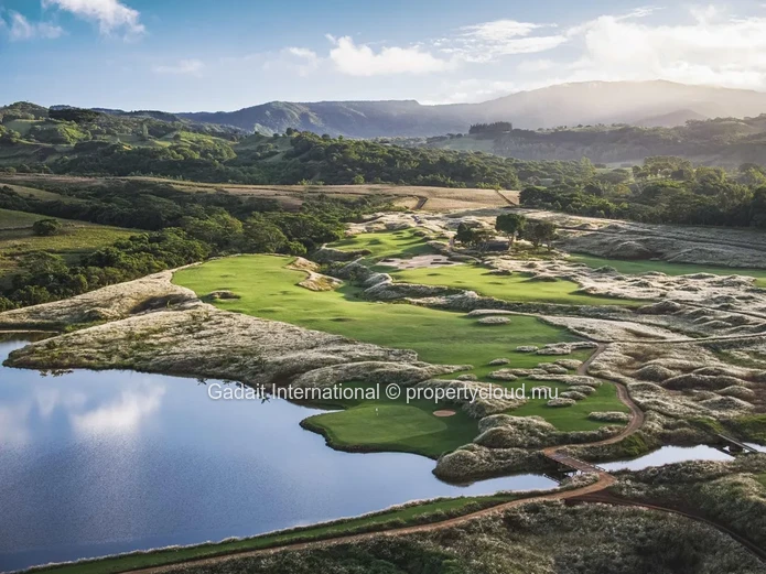 Luxury 4-bedroom villa for sale with golf and ocean views, Mauritius