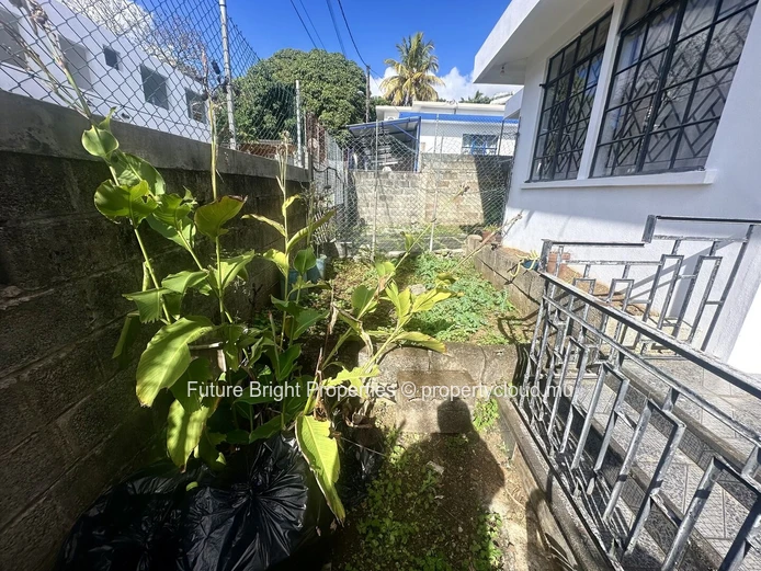 2-Bedroom House for Sale in Quatre Bornes