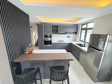 Townhouse, Duplex de 3 Chambres