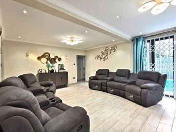 5 Bedroom House