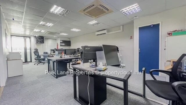 Espace de bureau premium au cœur du centre d’affaires d’Ebène