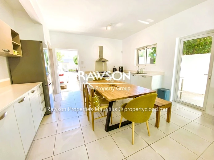 Duplex Meublé De 3 Chambres | Jardin & Piscine | Pereybère | Disponible À Partir De Juillet 2026