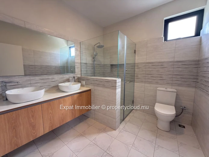 3-Bedroom Villa With Private Pool, Gazebo & Large Garden – Grand Baie