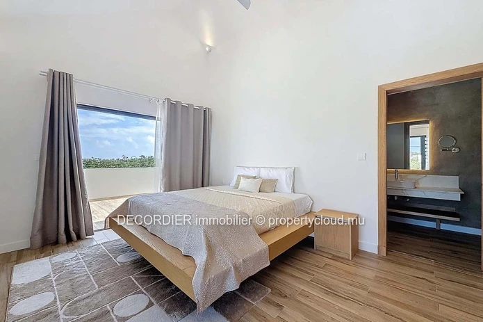 House for Sale – Pereybère
