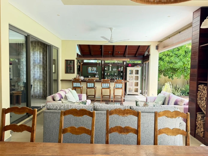 Villa 3 ch à Cap Malheureux — Piscine, achetable par étrangers