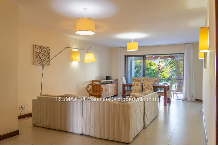 2-Bedroom Apartment near La Preneuse Beach