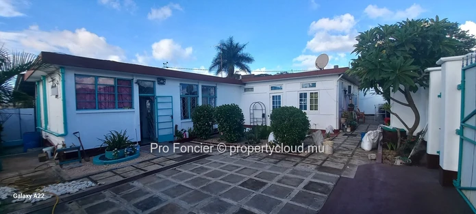 House for sale in Beau-Bassin - House with strong investment potential