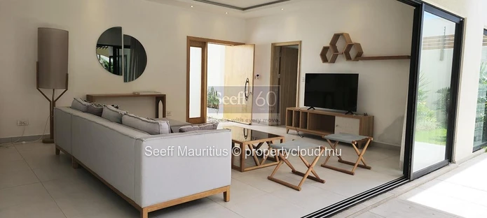 Grand Baie Gem: Stylish Villas with Private Pool