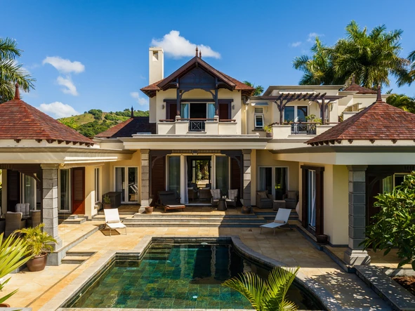 4 Bedroom Villa
