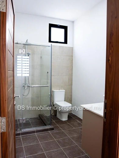 À Vendre – Villa Moderne Et Sécurisée À Forêt D’Aruty - Nord