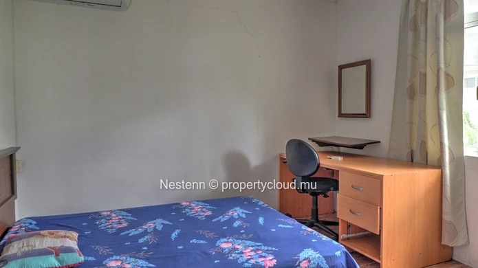 Spacious 3-bedroom duplex apartment 