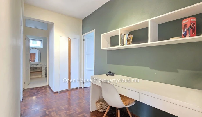 Furnished 2-Bedroom Apartment for Rent in Floreal