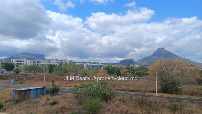 For Rent: Furnished Apartment with Rooftop Terrace and Swimming Pool in Flic-en-Flac, Mauritius