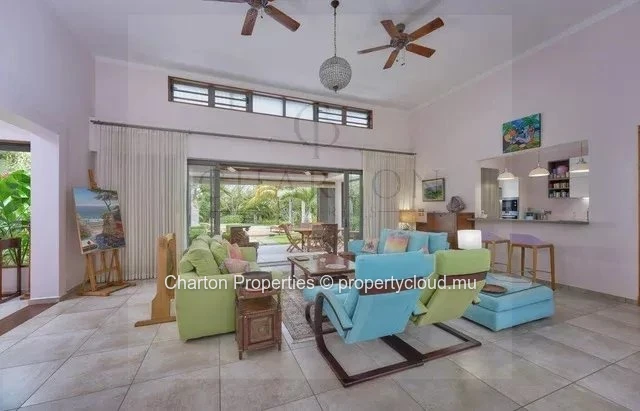 Villa de 3 chambres en suite - Une signature résidentielle à Balaclava