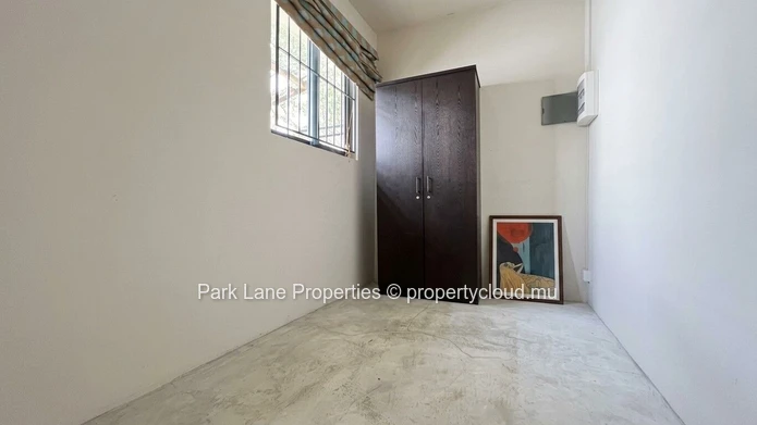 Charming semi-furnished house in Beau Bassin – A peaceful and characterful home