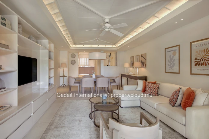 Velvet 1202 : Apartment with sea view & private pool at Beau Champ