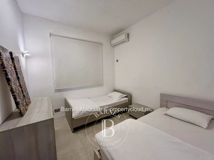 PEREYBERE - Modern garden Apartment with Beach Access - 3 Bedrooms