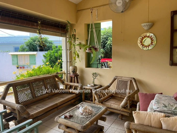 Charming House for Rent in Rivière Noire!