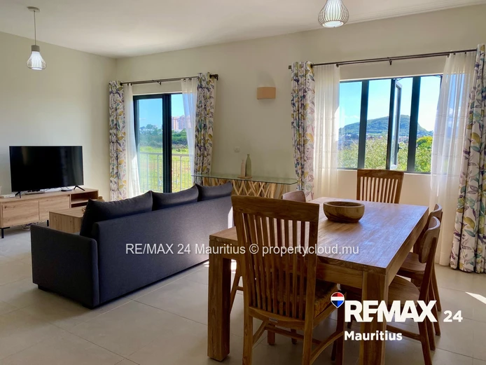 Exclusive Top-Floor Apartment in Prime Residence