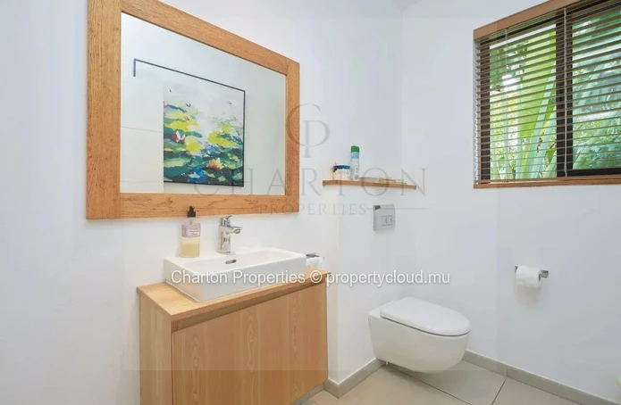Appartement de prestige 3 chambres en rez-de-jardin entre élégance et douceur côtière