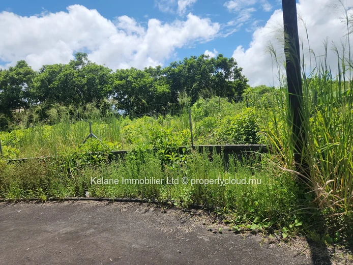 Residential Plot for Sale – Morcellement Plaine de L'Hermitage