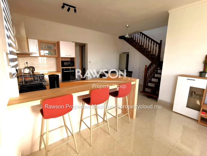 MIDTERM RENTAL – PENTHOUSE WITH PRIVATE ROOFTOP POOL  - 2 Bed, 2 Bath