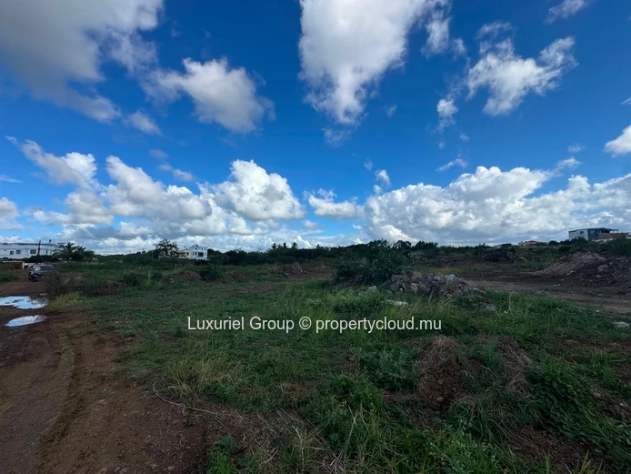 Péreybère – Building Plots For Sale