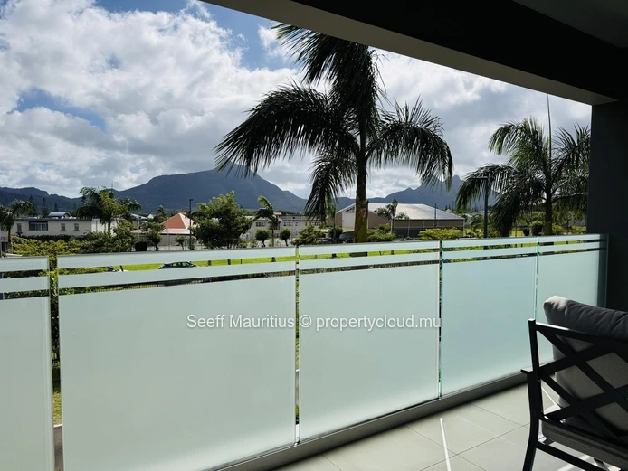 Stunning Brand New 3-Bed Apartment with Mountain Views in Helvetia