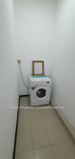 Spacieux appartement de trois chambres à louer situé dans un emplacement de choix à Pereybere