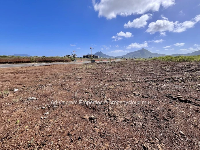 50-Perch Commercial Plot | L’Avenir, Moka