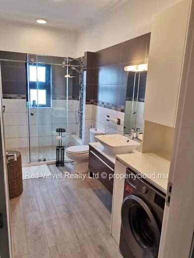 Appartement en bord de mer à louer à Flic en Flac | Vue sur mer | 3 chambres