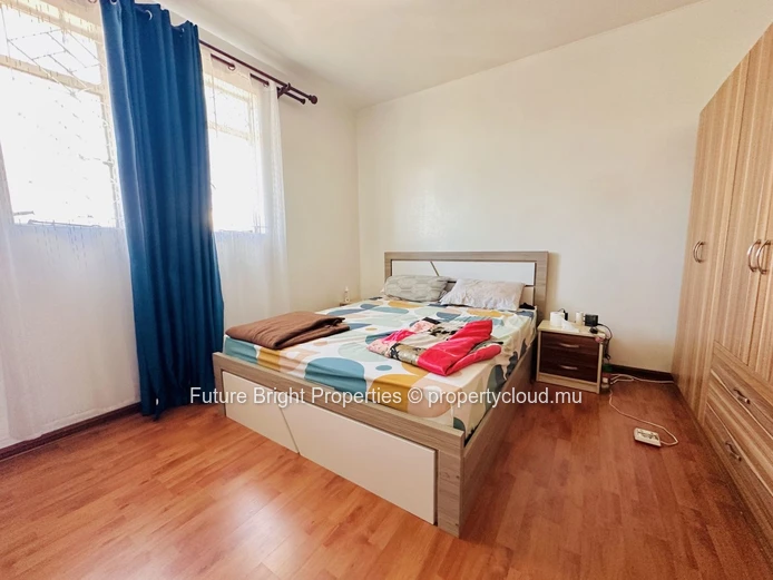 Opportunité à Saisir : Appartement Moderne à Roches Brunes