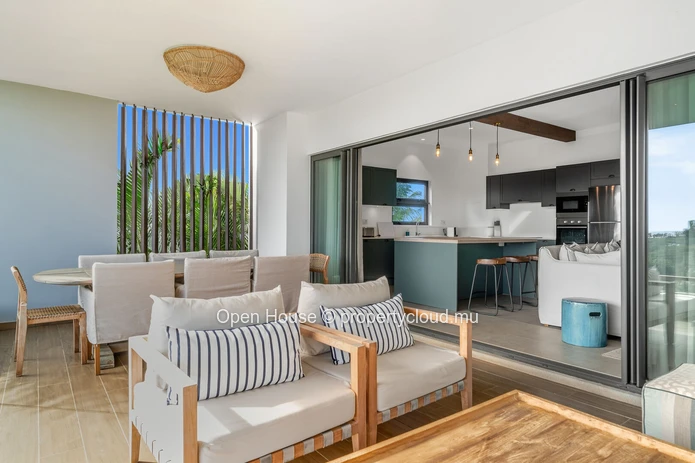Furnished 3-bedroom apartment with pool for rent in St Antoine