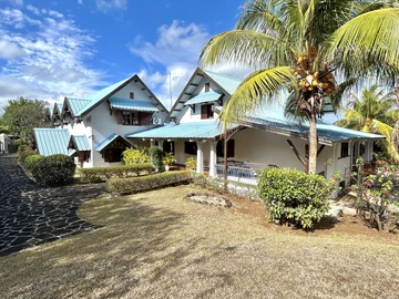 5 Bedroom House