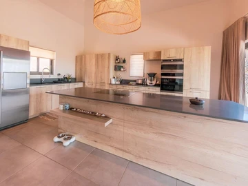 4 Bedroom Villa