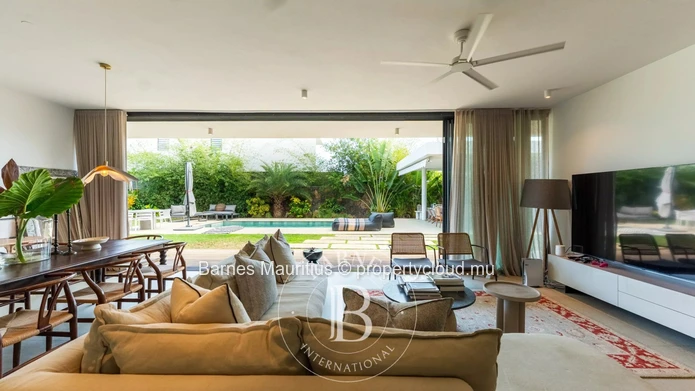 MONT CHOISY - Luxury Villa with swimming pool - 4 bedrooms