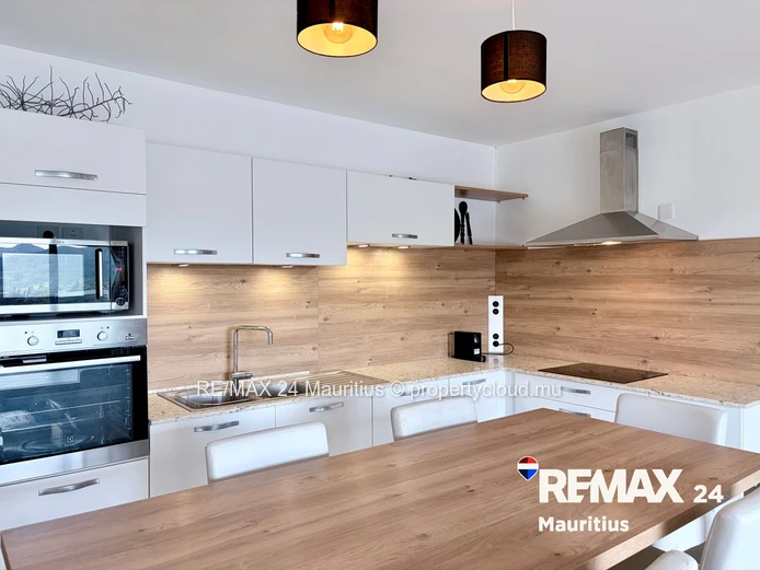 Panoramic Penthouse with Expansive Terraces and Breathtaking Views