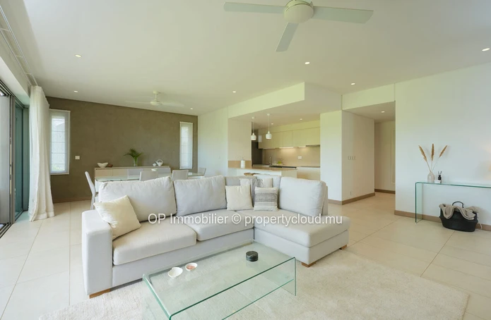 Appartement IRS de 175 m² avec piscine à vendre à Mont Choisy
