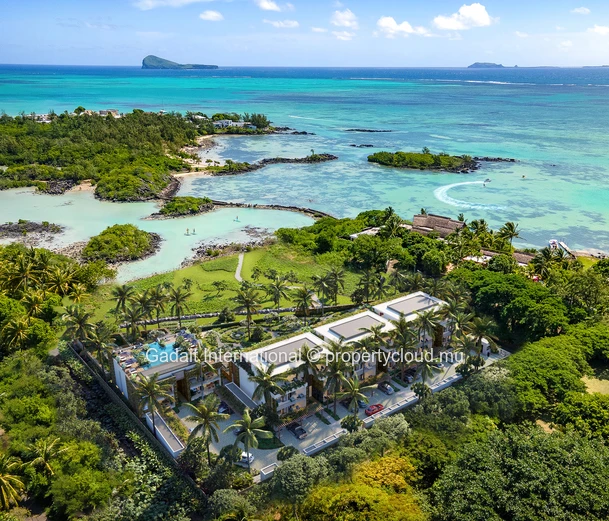 Propriété Pieds dans l'Eau, Luxe Contemporain au Nord de l'Île Maurice