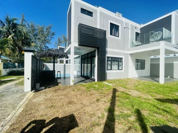 3 Bedroom Townhouse, Duplex
