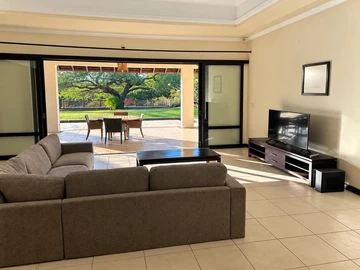 4 Bedroom Villa