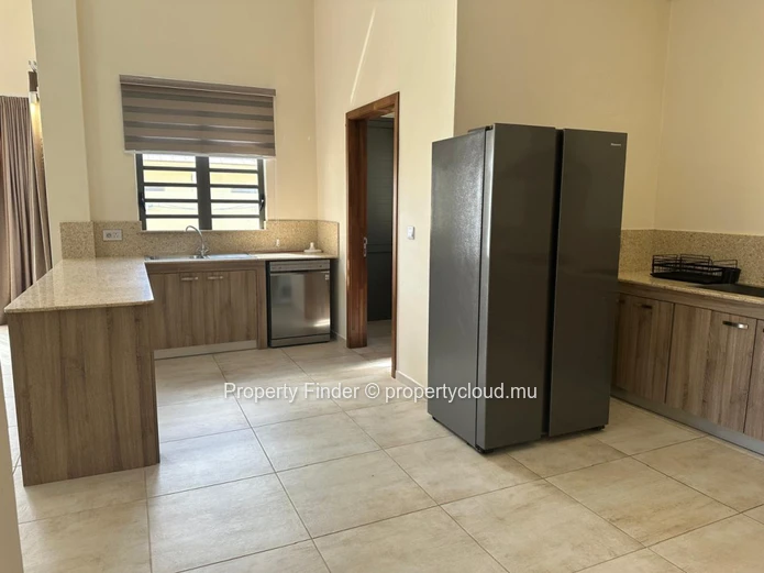 Contemporary New 4-Bedroom Residence in Tamarin