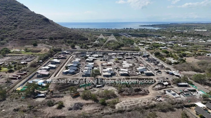 Contemporary Resale Villa – Eco Savanah, Black River