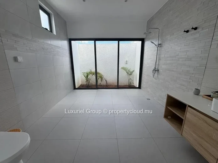 Superbe Villa Contemporaine Avec Annexe Privée Indépendante
