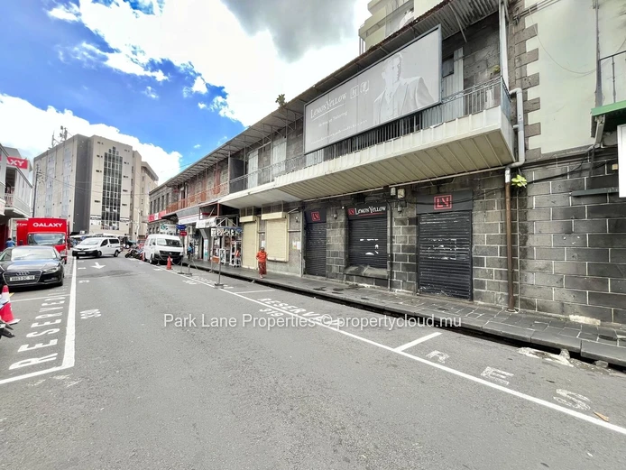 Immeuble Commercial de Premier Choix à Vendre – Port Louis