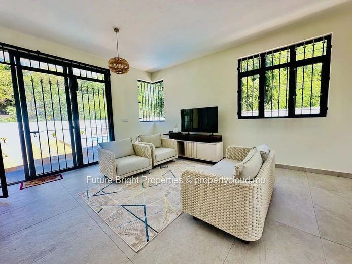 Duplex De Luxe Neuf À Vendre À Grand Gaube – Piscine Privée, Maison Connectée & Proximité De La Plage