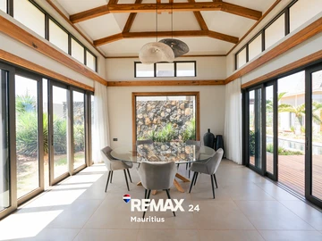 4 Bedroom Villa