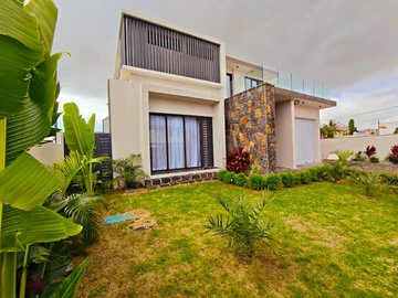 4 Bedroom Villa