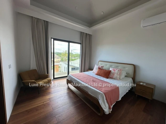 Luxury Newly Built 3-Bedroom Villa with Private Pool, Kiosk & Double Garage in Grand Baie | Premium Family Living (Ne...