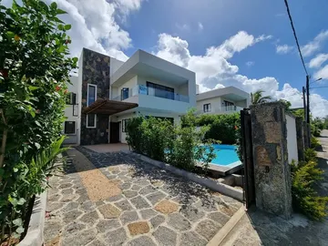 New Modern Villa For Sale Calodyne